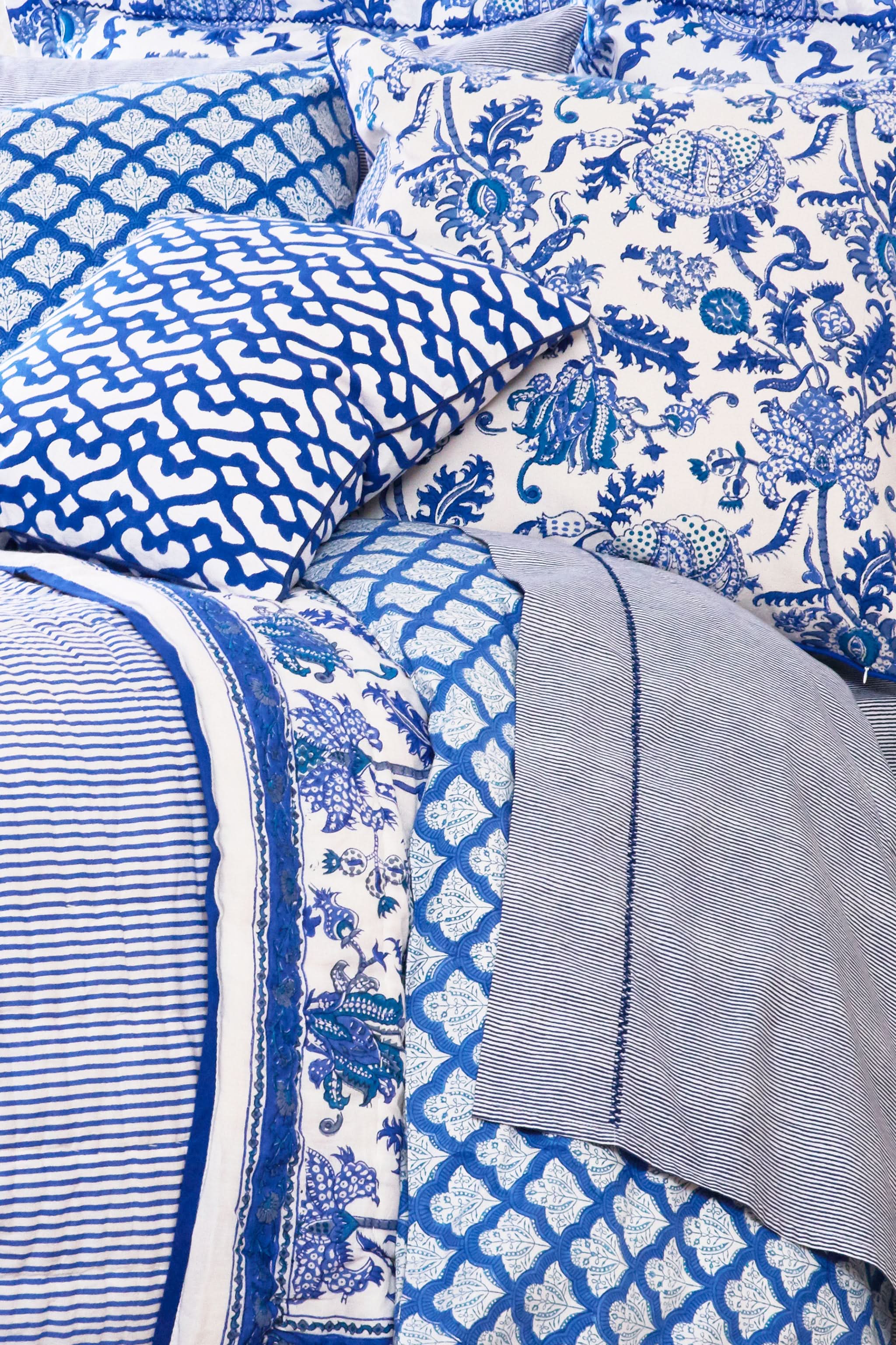 Amanda Decorative Pillow - Image 3