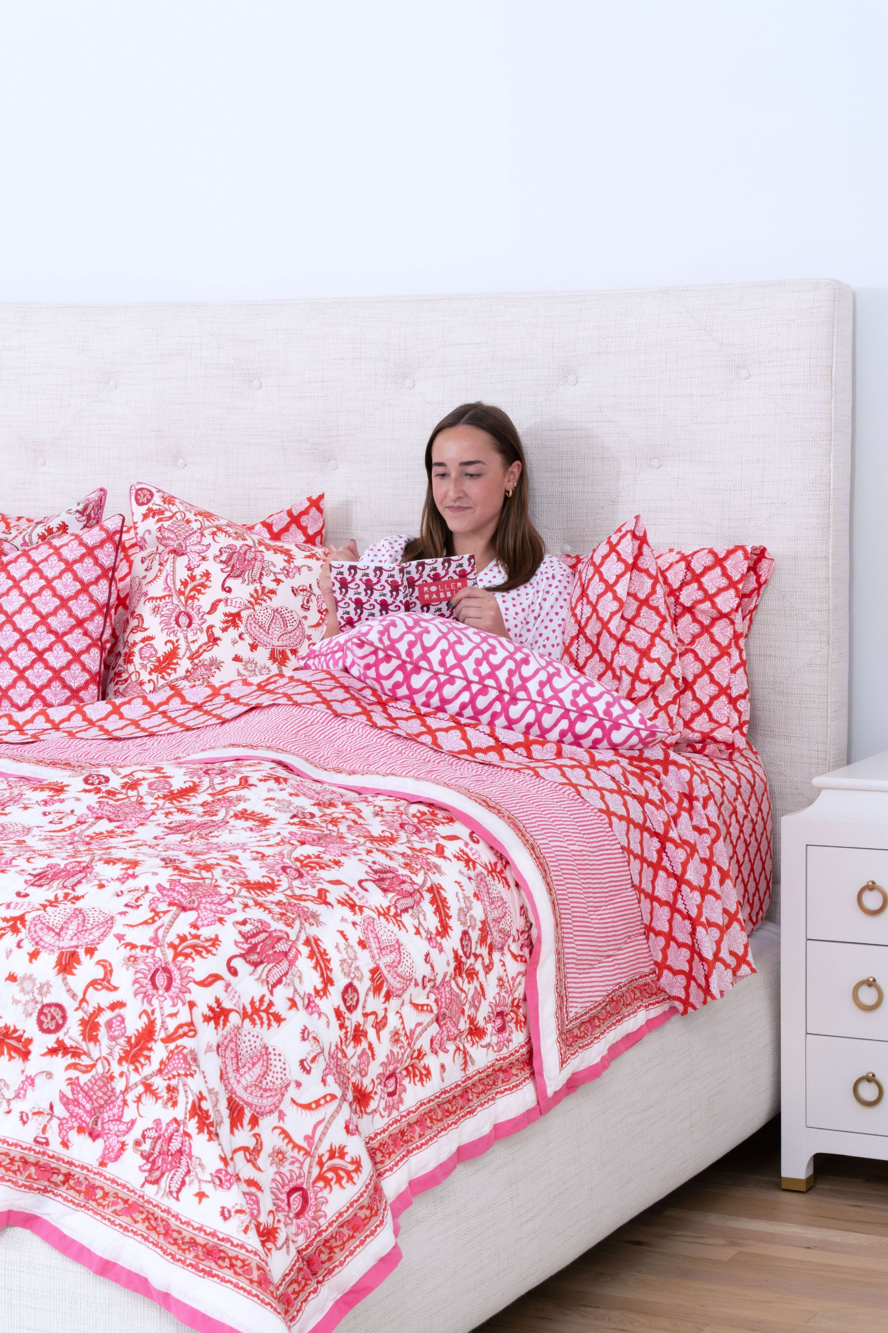 Big Cata Decorative Pillow - Image 3