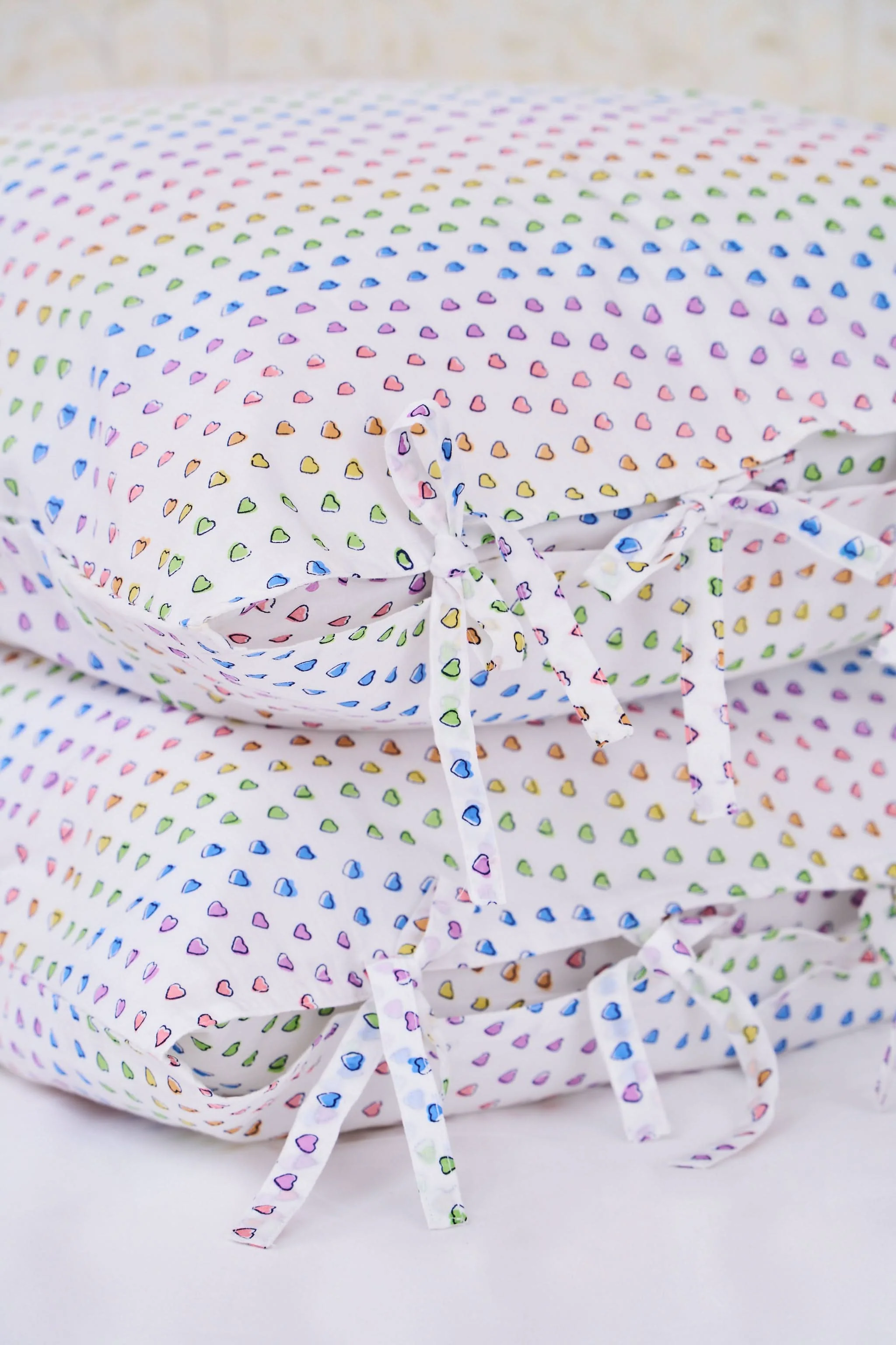 Disco Hearts Pillowcase Set with Ties - Image 7