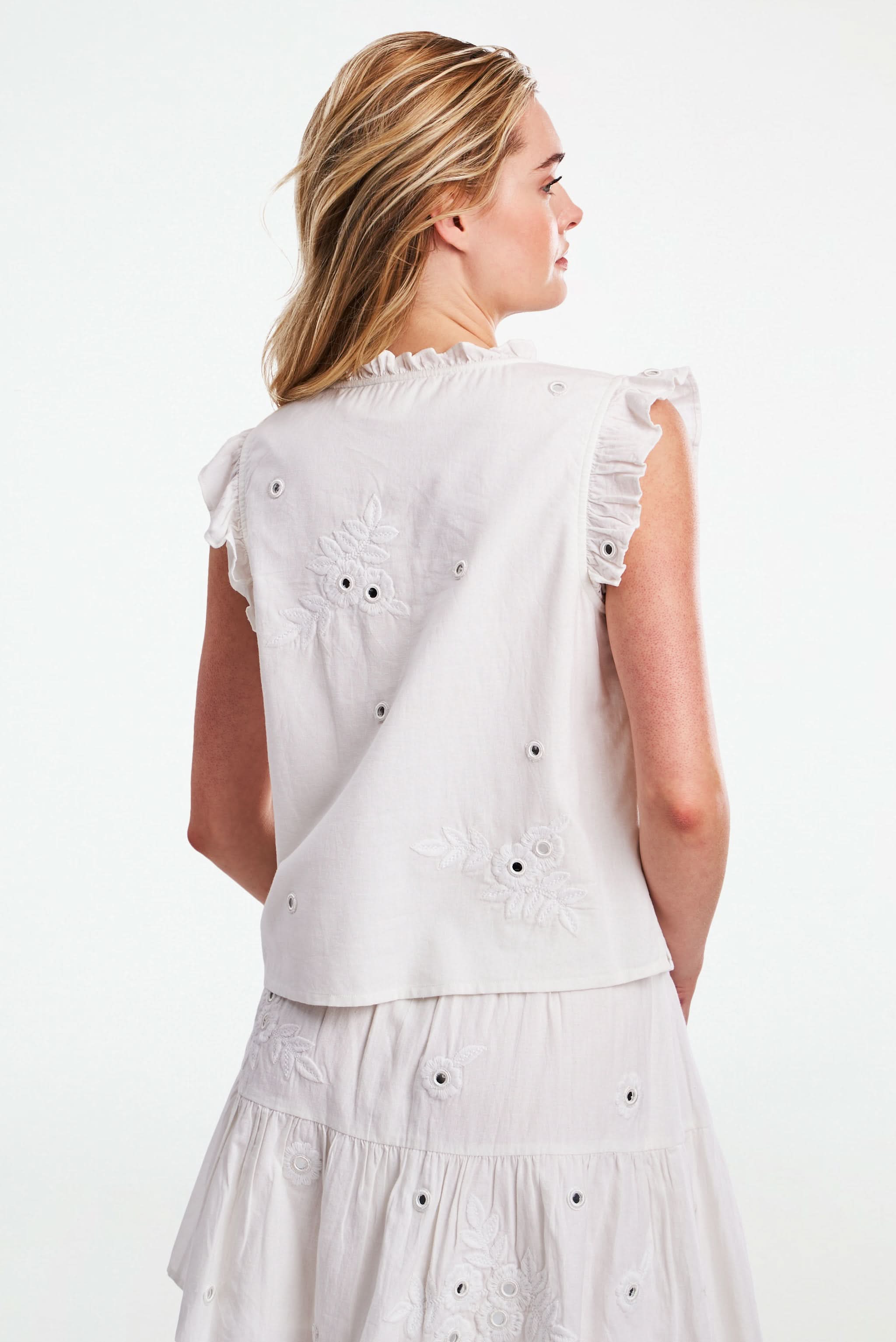 Gloriosa Embroidery Steffie Top - Image 5