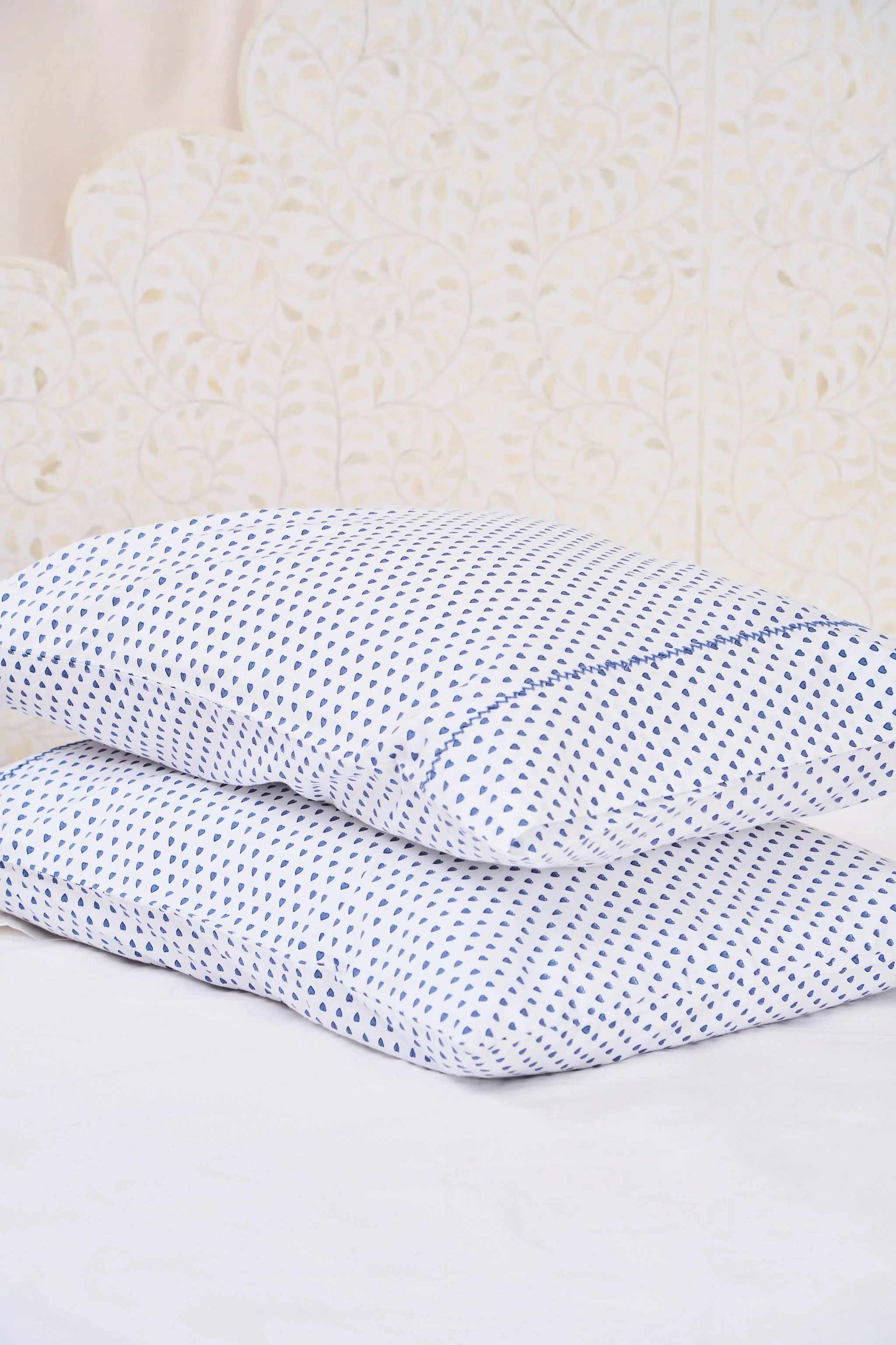 Hearts Pillowcase Set